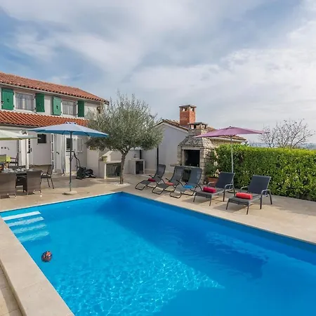 Casa Maura Hébergement de vacances *