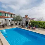 Casa Maura بيت للعطل *